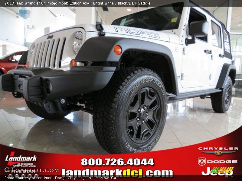 Bright White / Black/Dark Saddle 2013 Jeep Wrangler Unlimited Moab Edition 4x4