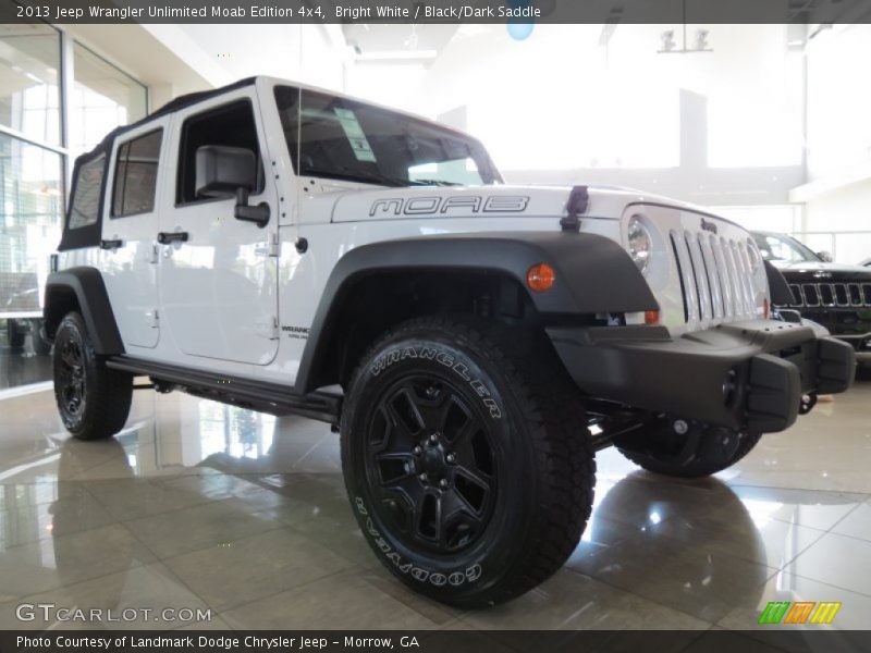 Bright White / Black/Dark Saddle 2013 Jeep Wrangler Unlimited Moab Edition 4x4