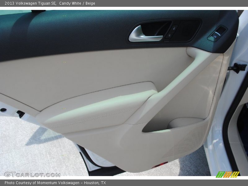 Candy White / Beige 2013 Volkswagen Tiguan SE