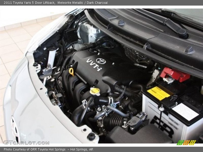 Meteorite Metallic / Dark Charcoal 2011 Toyota Yaris 5 Door Liftback