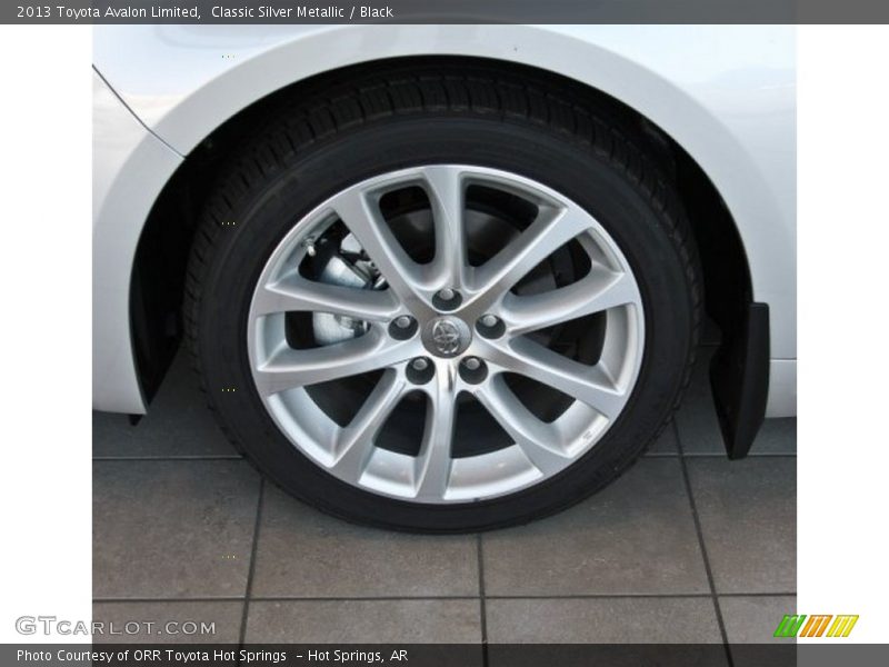 Classic Silver Metallic / Black 2013 Toyota Avalon Limited