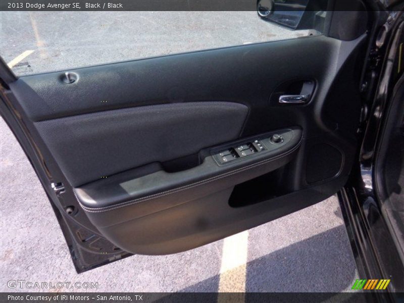 Black / Black 2013 Dodge Avenger SE