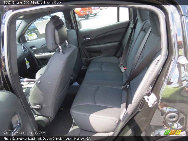 Black / Black 2013 Chrysler 200 S Sedan