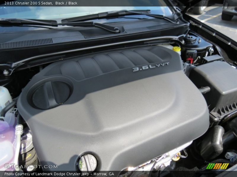 Black / Black 2013 Chrysler 200 S Sedan