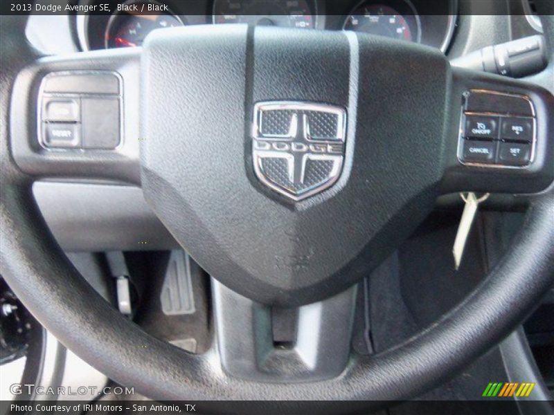 Black / Black 2013 Dodge Avenger SE