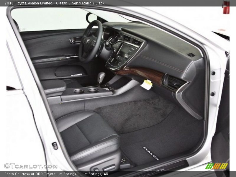 Classic Silver Metallic / Black 2013 Toyota Avalon Limited
