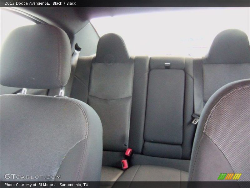 Black / Black 2013 Dodge Avenger SE