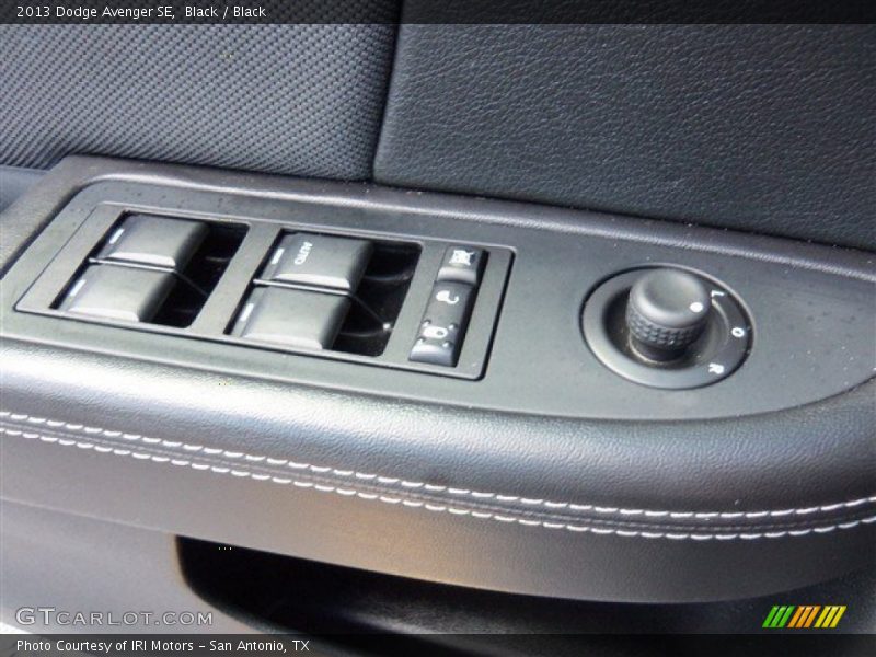 Black / Black 2013 Dodge Avenger SE