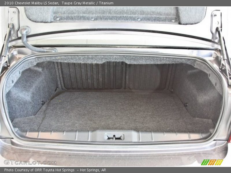  2010 Malibu LS Sedan Trunk