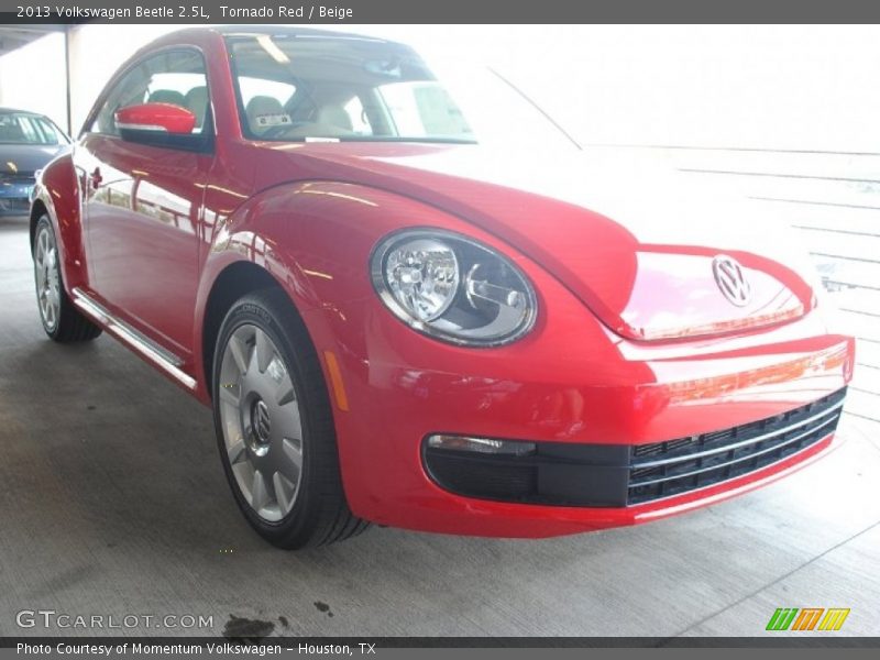 Tornado Red / Beige 2013 Volkswagen Beetle 2.5L