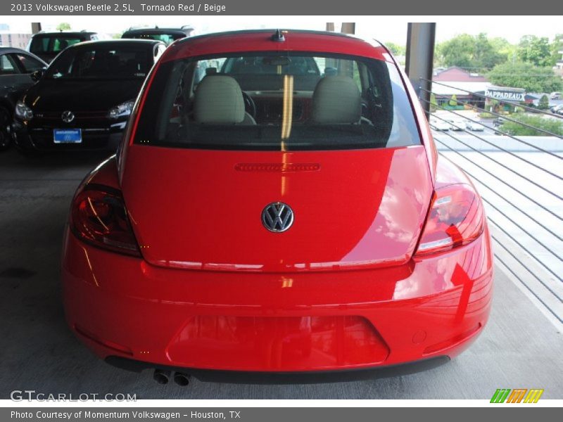 Tornado Red / Beige 2013 Volkswagen Beetle 2.5L