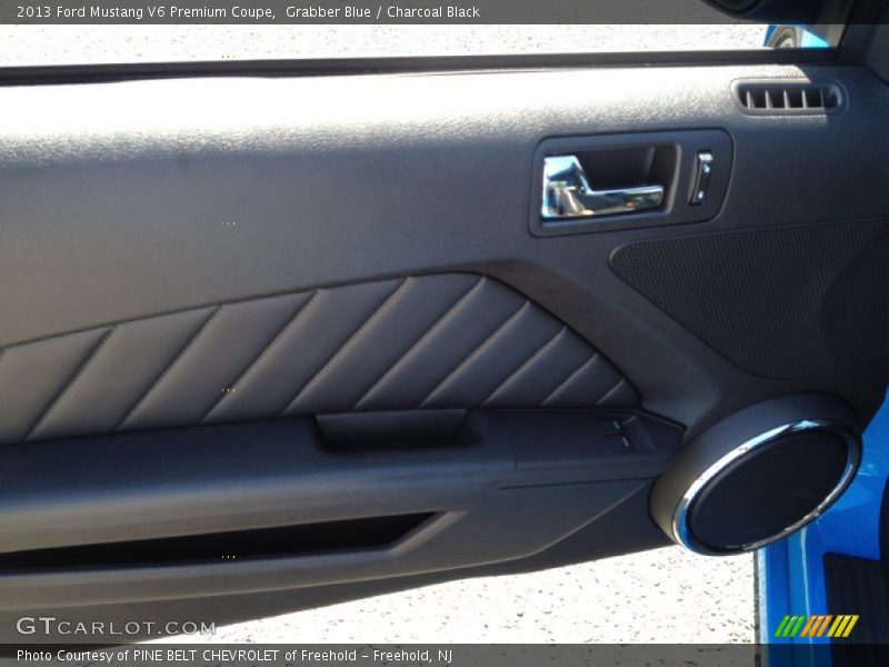 Grabber Blue / Charcoal Black 2013 Ford Mustang V6 Premium Coupe