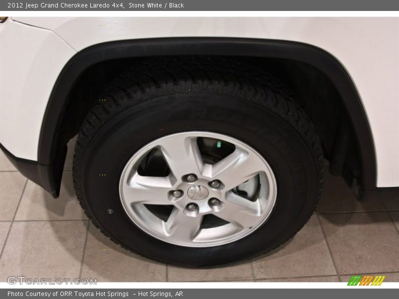 Stone White / Black 2012 Jeep Grand Cherokee Laredo 4x4