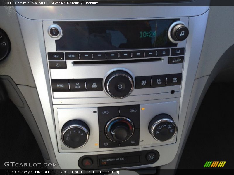 Silver Ice Metallic / Titanium 2011 Chevrolet Malibu LS