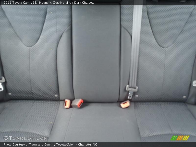 Magnetic Gray Metallic / Dark Charcoal 2011 Toyota Camry SE