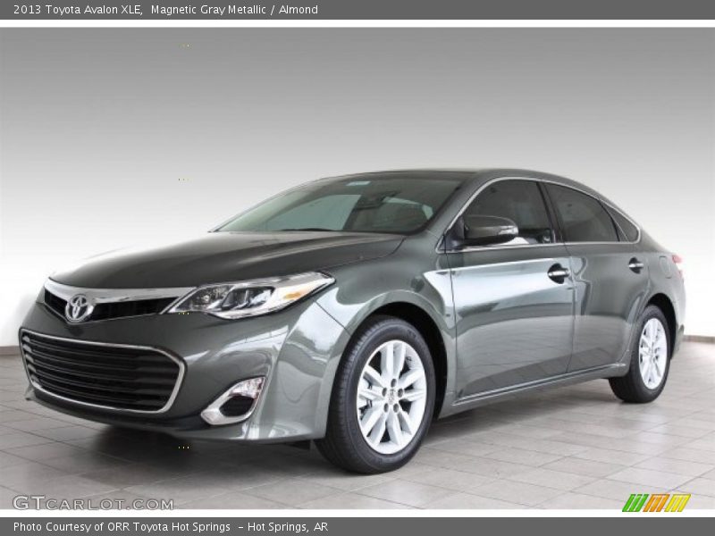 Magnetic Gray Metallic / Almond 2013 Toyota Avalon XLE