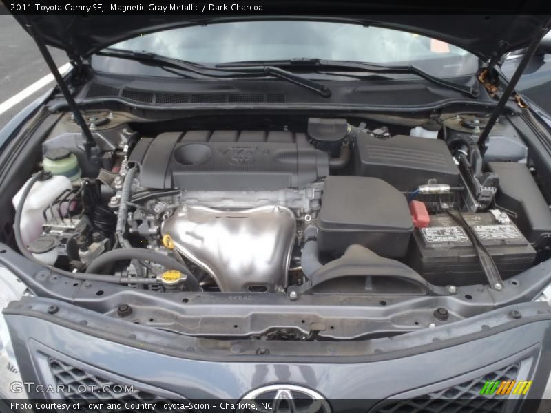 Magnetic Gray Metallic / Dark Charcoal 2011 Toyota Camry SE