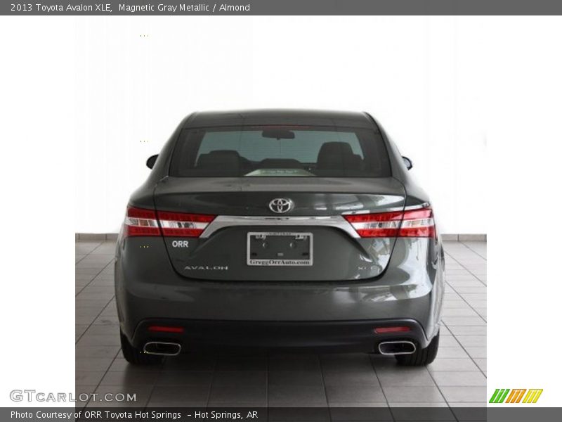 Magnetic Gray Metallic / Almond 2013 Toyota Avalon XLE