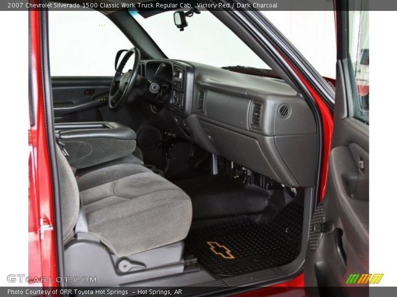 Victory Red / Dark Charcoal 2007 Chevrolet Silverado 1500 Classic Work Truck Regular Cab