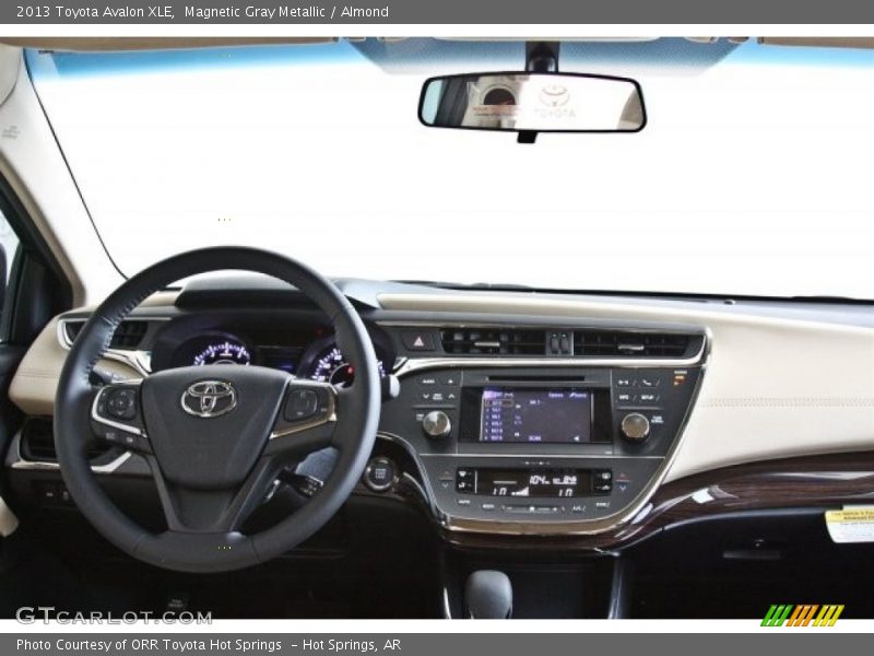 Magnetic Gray Metallic / Almond 2013 Toyota Avalon XLE