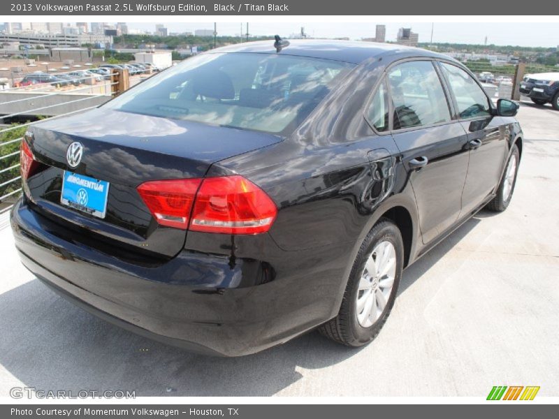 Black / Titan Black 2013 Volkswagen Passat 2.5L Wolfsburg Edition