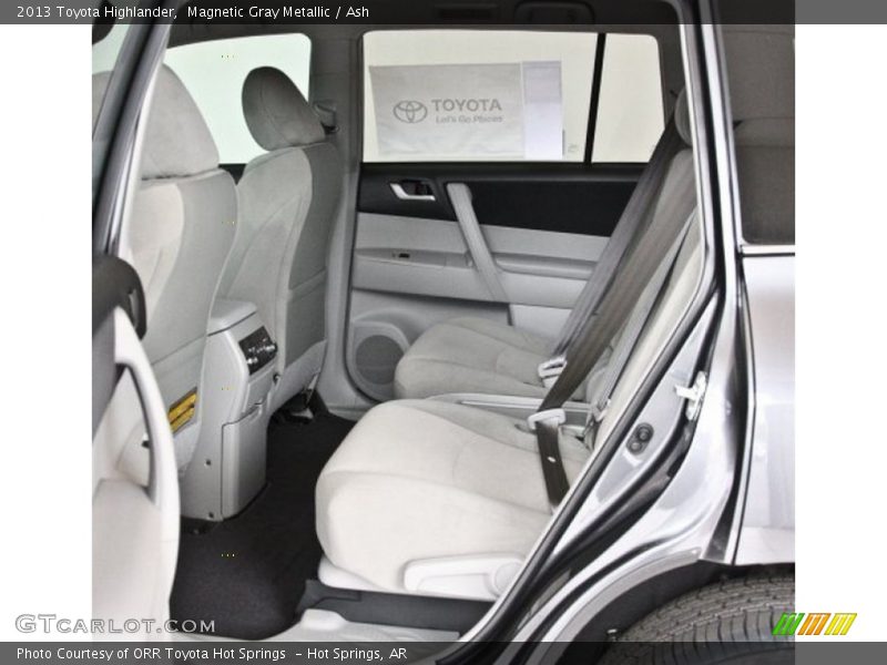 Magnetic Gray Metallic / Ash 2013 Toyota Highlander