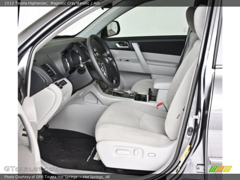 Magnetic Gray Metallic / Ash 2013 Toyota Highlander