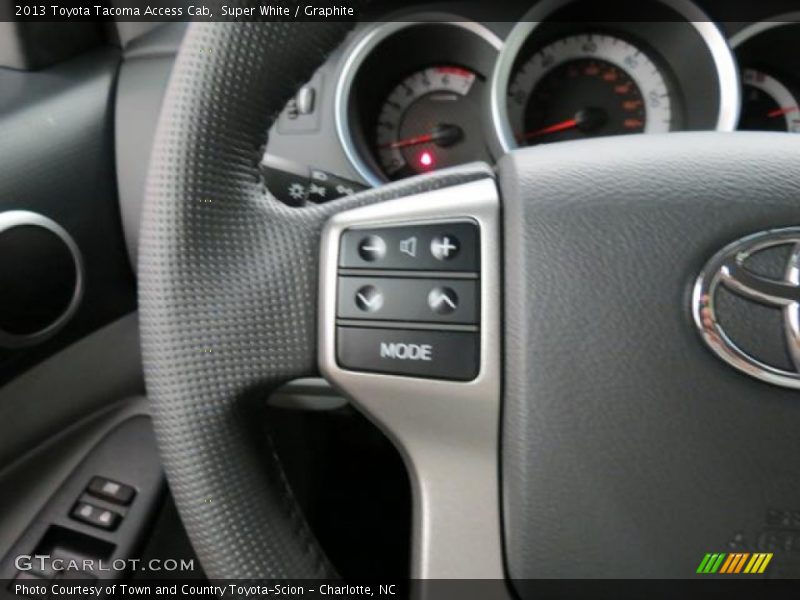 Super White / Graphite 2013 Toyota Tacoma Access Cab