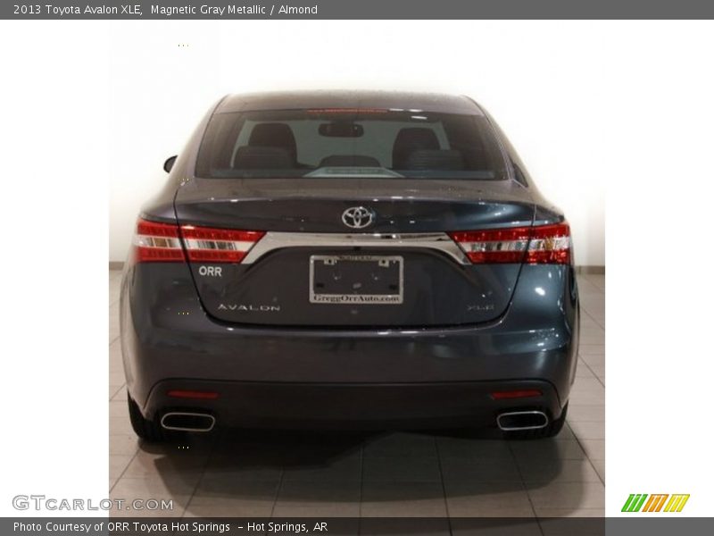 Magnetic Gray Metallic / Almond 2013 Toyota Avalon XLE