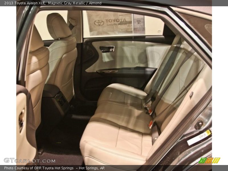 Magnetic Gray Metallic / Almond 2013 Toyota Avalon XLE