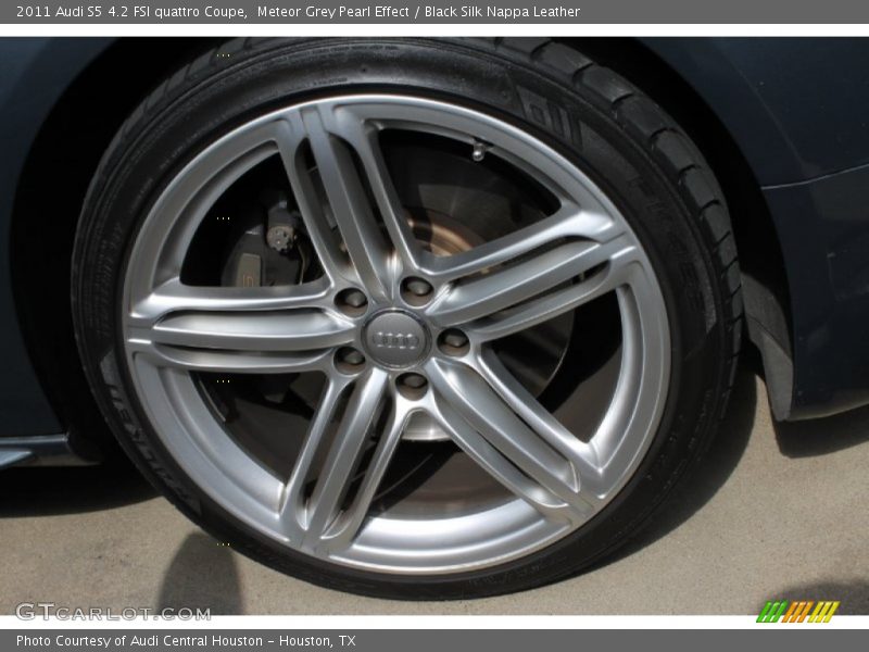  2011 S5 4.2 FSI quattro Coupe Wheel