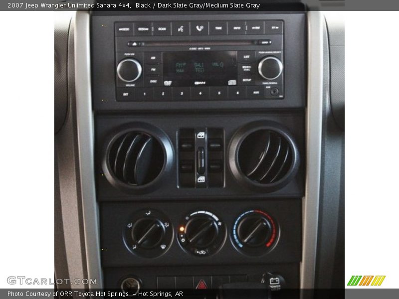 Controls of 2007 Wrangler Unlimited Sahara 4x4