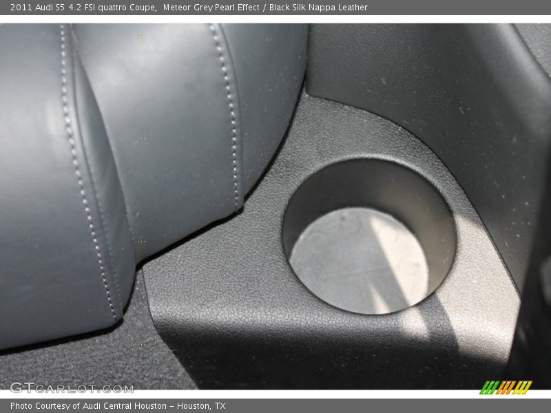 Meteor Grey Pearl Effect / Black Silk Nappa Leather 2011 Audi S5 4.2 FSI quattro Coupe