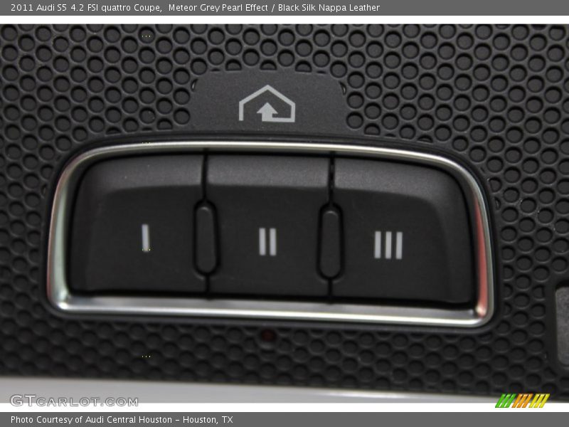 Meteor Grey Pearl Effect / Black Silk Nappa Leather 2011 Audi S5 4.2 FSI quattro Coupe