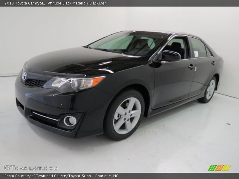 Attitude Black Metallic / Black/Ash 2013 Toyota Camry SE