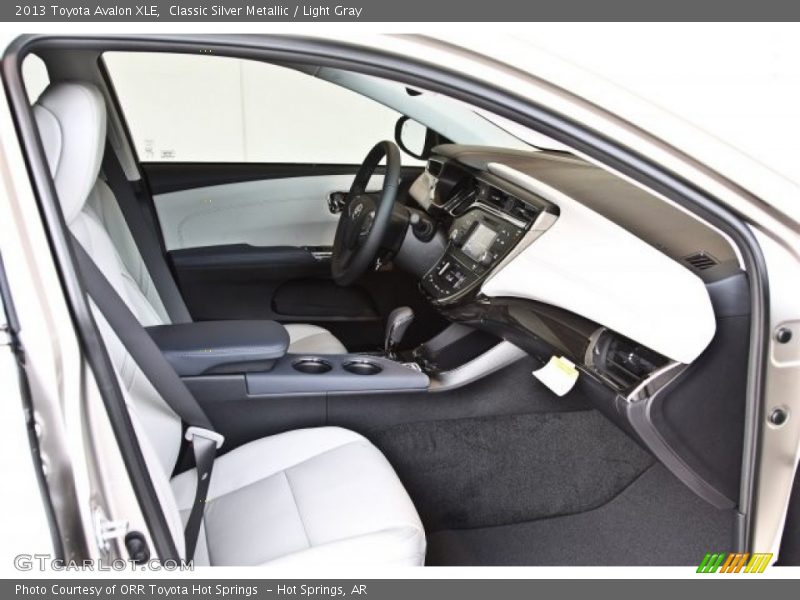 Classic Silver Metallic / Light Gray 2013 Toyota Avalon XLE