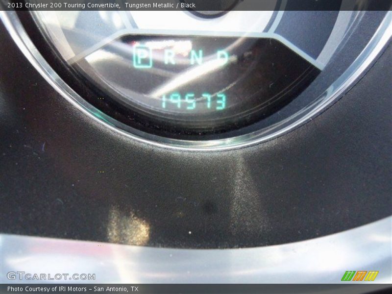 Tungsten Metallic / Black 2013 Chrysler 200 Touring Convertible