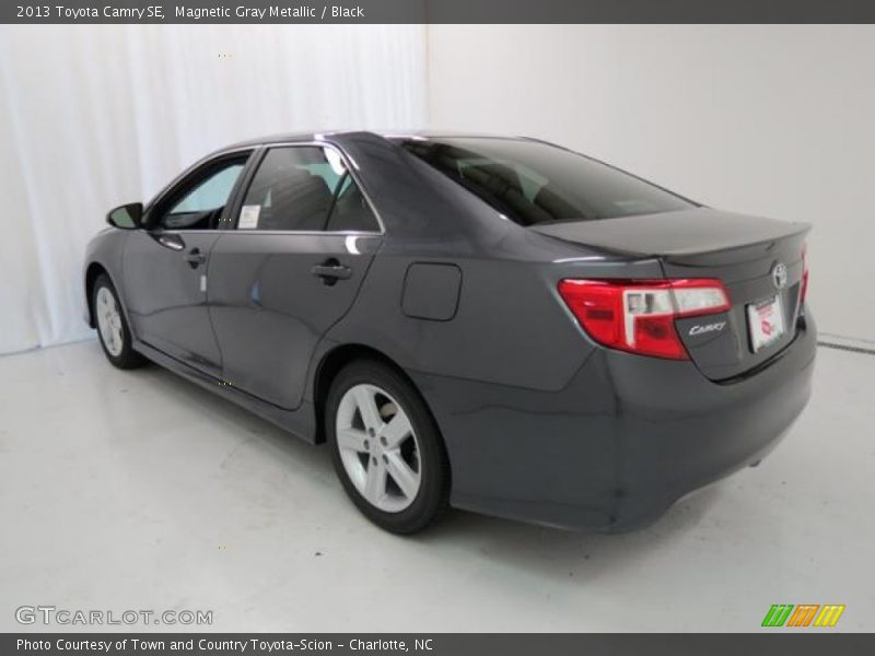 Magnetic Gray Metallic / Black 2013 Toyota Camry SE