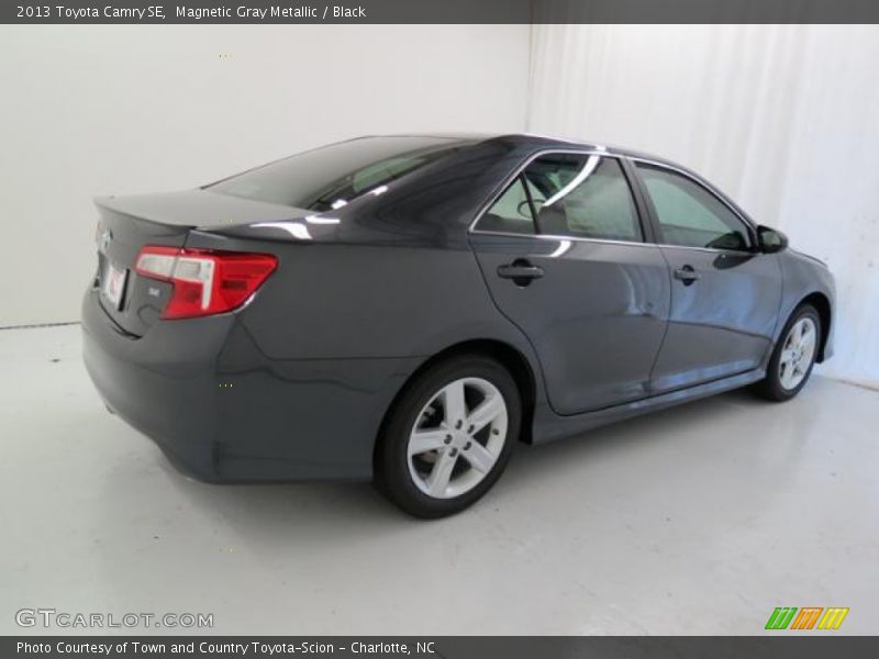 Magnetic Gray Metallic / Black 2013 Toyota Camry SE