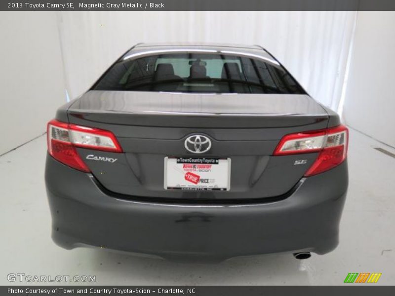 Magnetic Gray Metallic / Black 2013 Toyota Camry SE