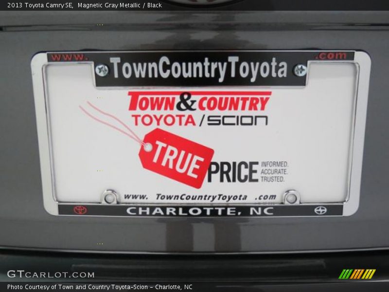 Magnetic Gray Metallic / Black 2013 Toyota Camry SE