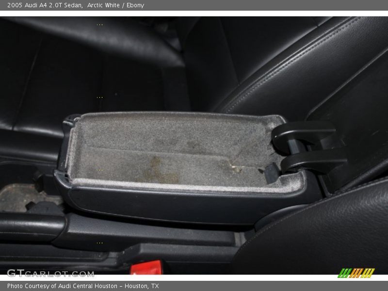 Arctic White / Ebony 2005 Audi A4 2.0T Sedan