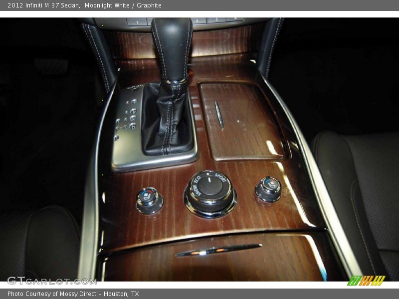 Moonlight White / Graphite 2012 Infiniti M 37 Sedan