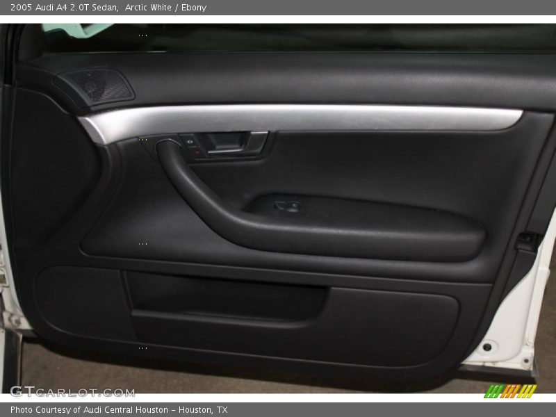 Arctic White / Ebony 2005 Audi A4 2.0T Sedan