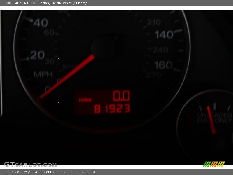 Arctic White / Ebony 2005 Audi A4 2.0T Sedan