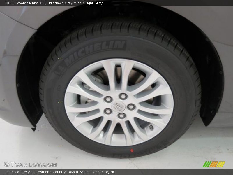 Predawn Gray Mica / Light Gray 2013 Toyota Sienna XLE