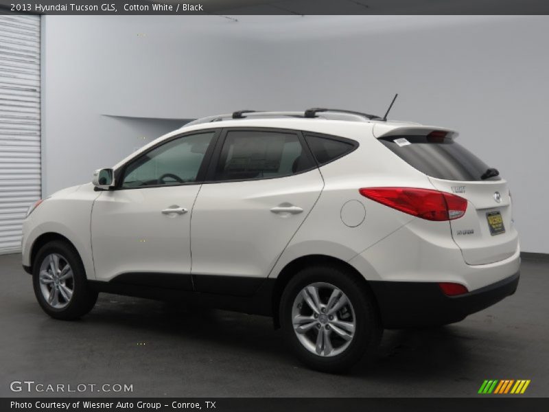 Cotton White / Black 2013 Hyundai Tucson GLS