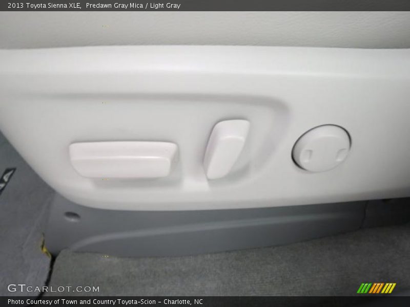 Predawn Gray Mica / Light Gray 2013 Toyota Sienna XLE