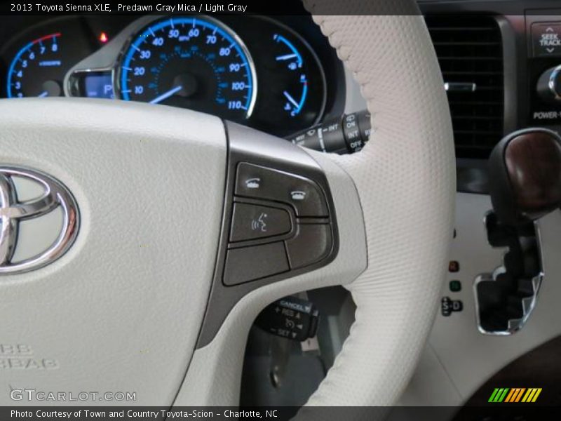 Controls of 2013 Sienna XLE