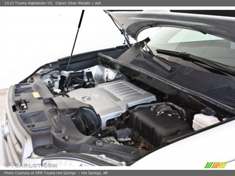 Classic Silver Metallic / Ash 2010 Toyota Highlander V6